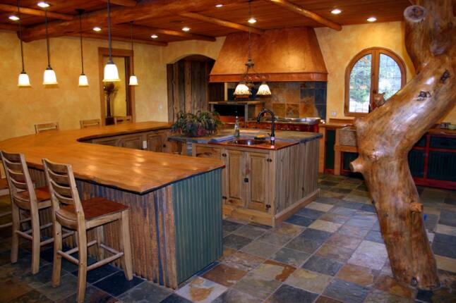 Large open kitchen in mountain retreat 